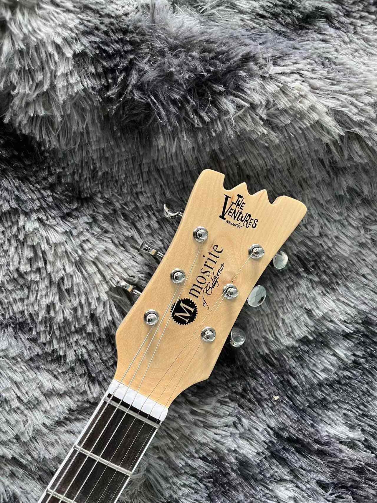 Custom Metallic Blue Color Johnny Ramone Mosrite Venture Electric Guitar