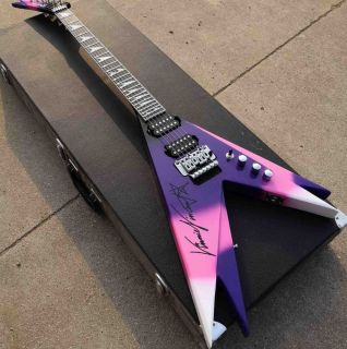 V Electric Guitar with Black Hardwares Mahogany Body Neck