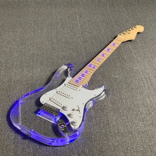 Custom LED Light Acrylic Body Electric Guitar with Maple Neck and Fretboard Chrome Hardware SSS Pickups