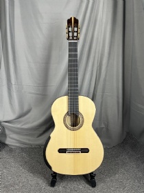 China Double Top Master Level Concert AAAAA All Solid Classic Guitar Models Special Designed by Yulong Guo