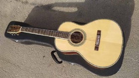 Custom solid spruce top 39 inch parlor OOO acoustic guitar with abalone binding