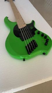 Custom Grand DW Custom Oblique 5 Strings Bass Green Body Oblique Fingerboard 34 Inch Treble 37 Inch Bass with Black Hardware