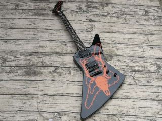 High Quality Custom Irregular Body Shape Electric Guitar with Black Design